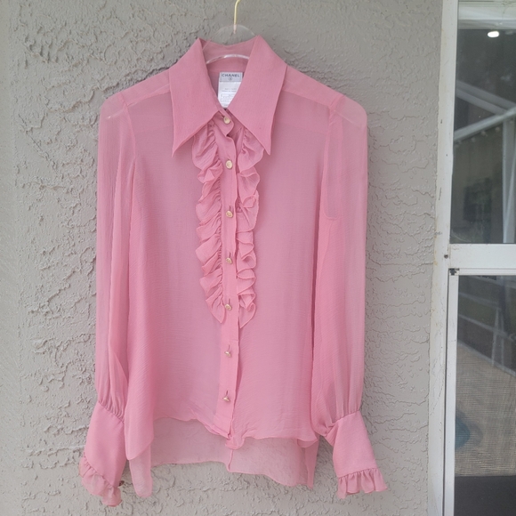 CHANEL fall 2006 runway pink ruffle blouse gold crystal logo buttons size 34 - Picture 10 of 16